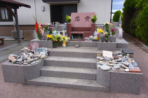 ペット供養塔